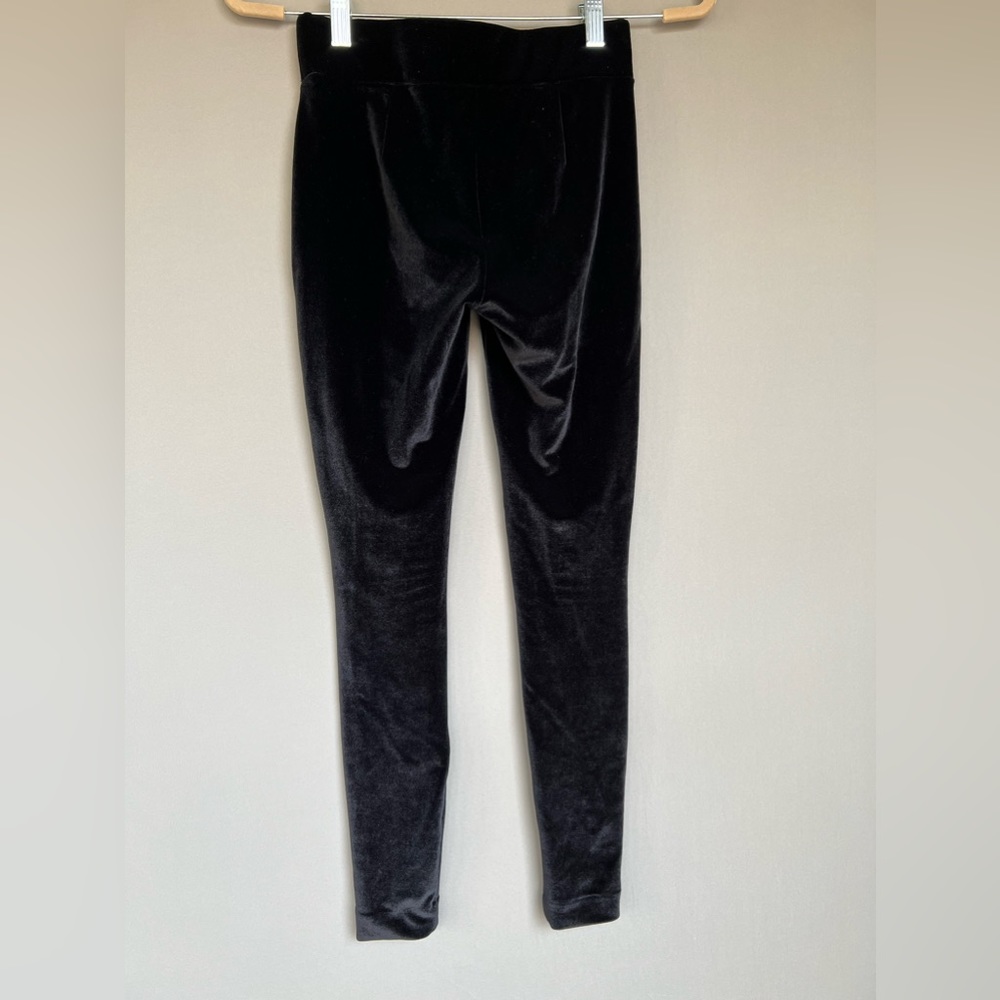 LOFT petite black velvet leggings